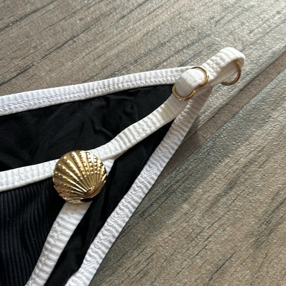 Moeva ribbed bikini bottom - Picture 2 of 5